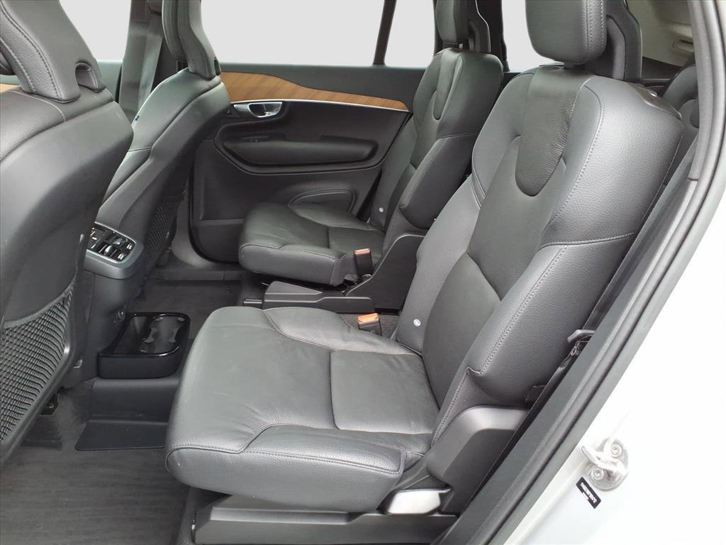 Used 2023 Volvo XC90 B6 Plus w/ Protection Package image 11