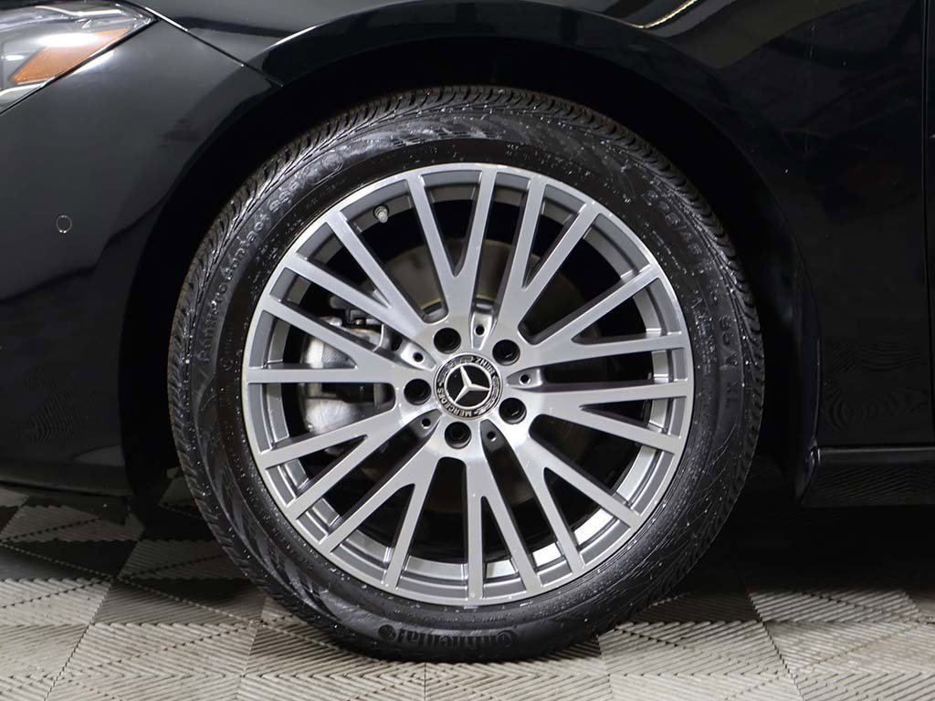 Used 2025 Mercedes-Benz CLA 250 4MATIC image 22