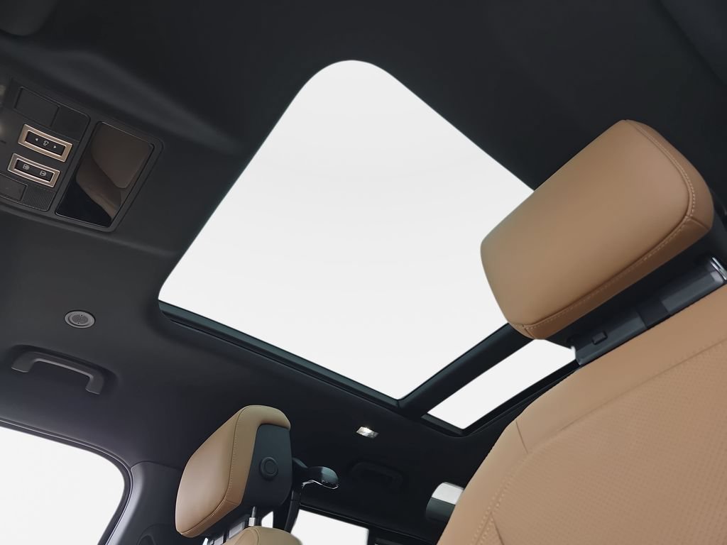 New 2026 Land Rover Defender 110 S AWD/4WD image 30