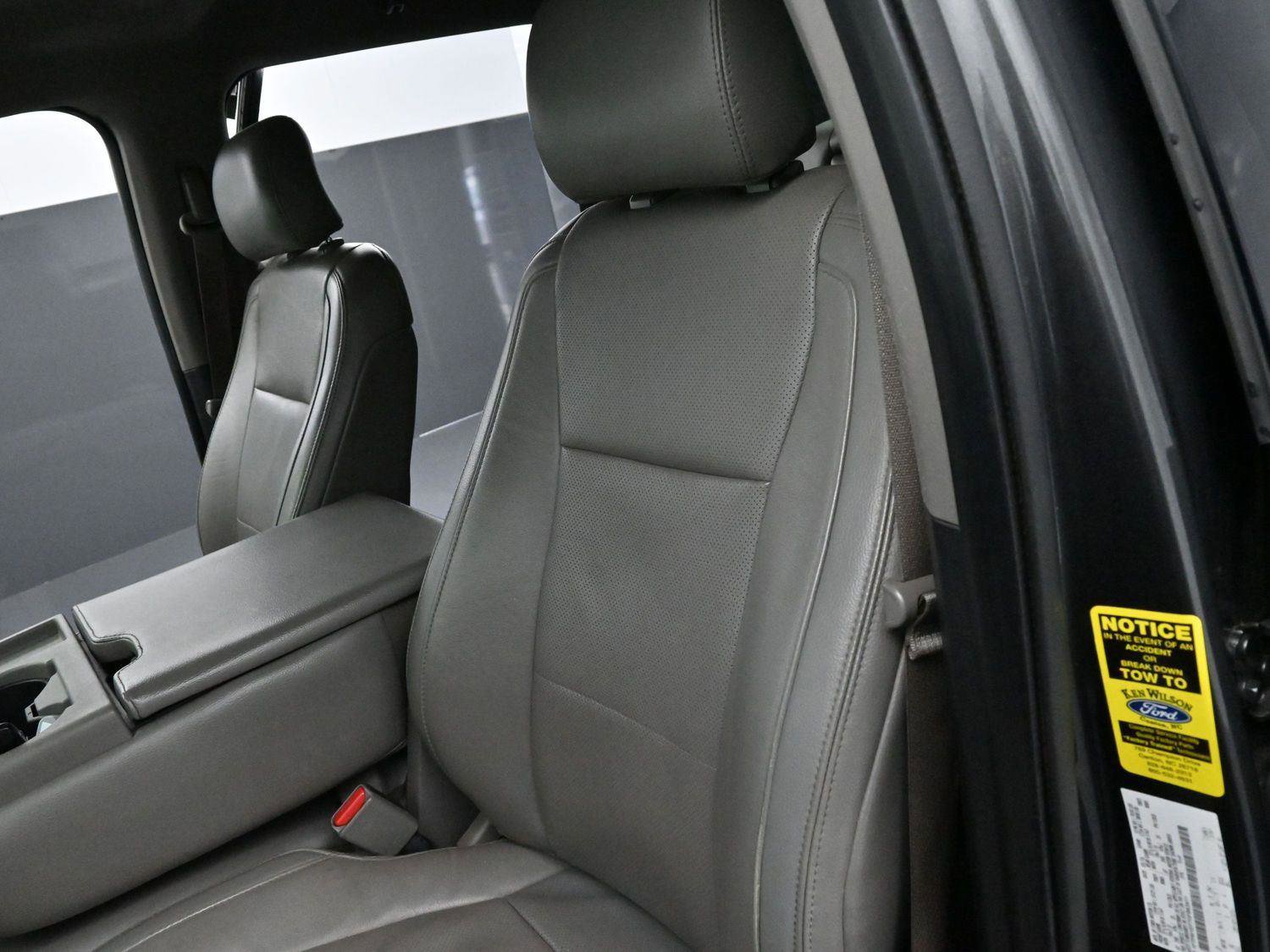 Used 2016 Ford F150 Lariat w/ Trailer Tow Package image 14