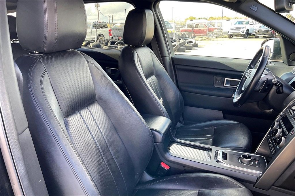 Used 2019 Land Rover Discovery Sport HSE image 30