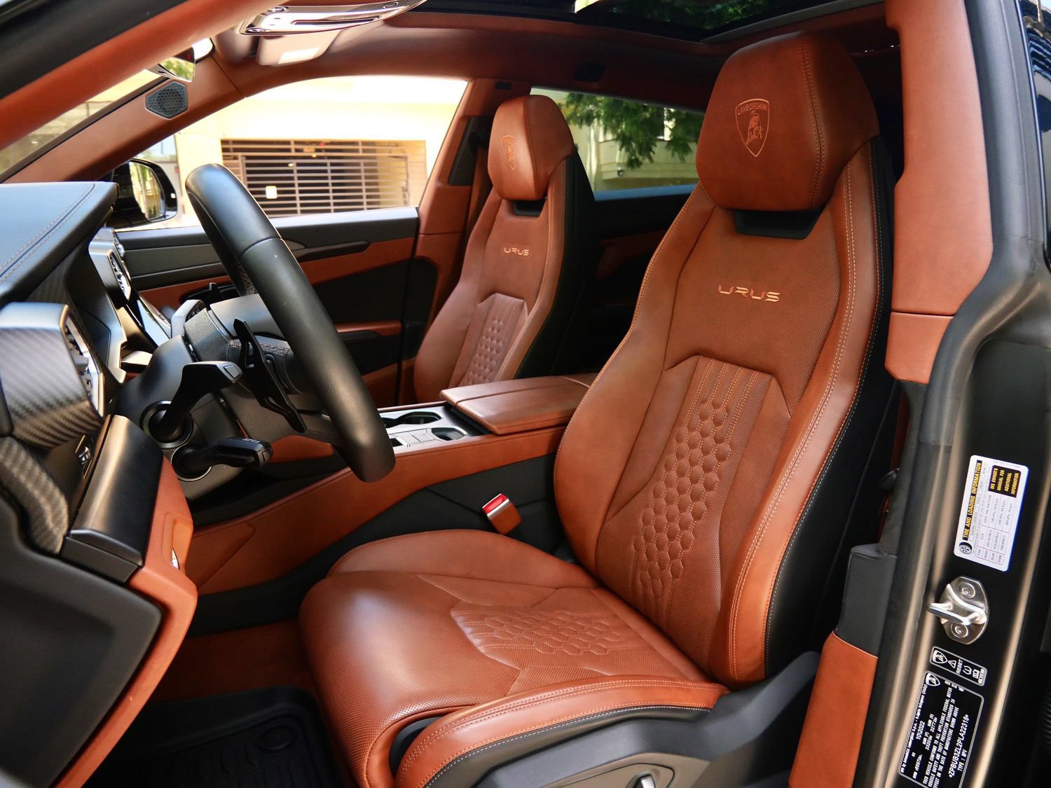 Used 2023 Lamborghini Urus S AWD/4WD image 19