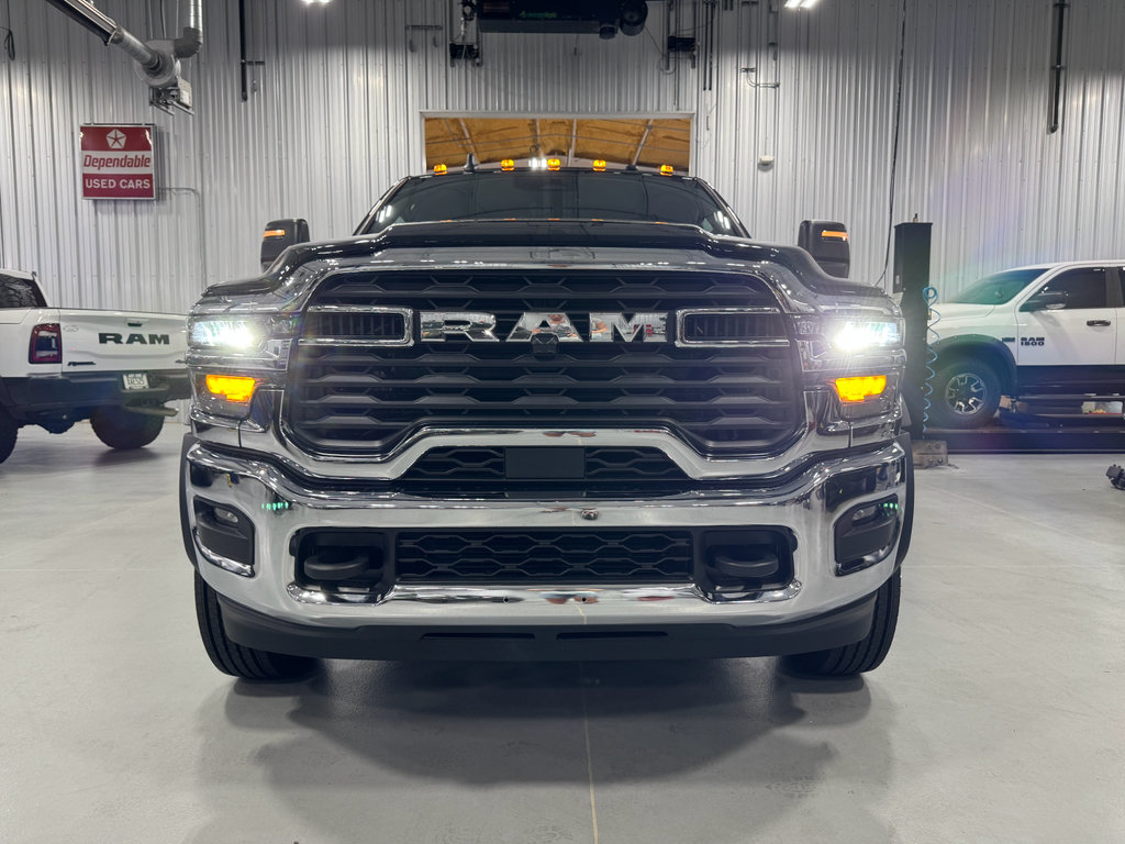 New 2025 RAM 4500 Tradesman AWD/4WD image 20