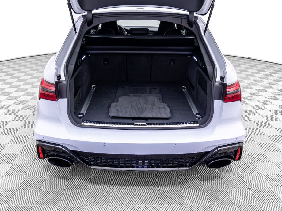 Used 2023 Audi RS 6 image 28