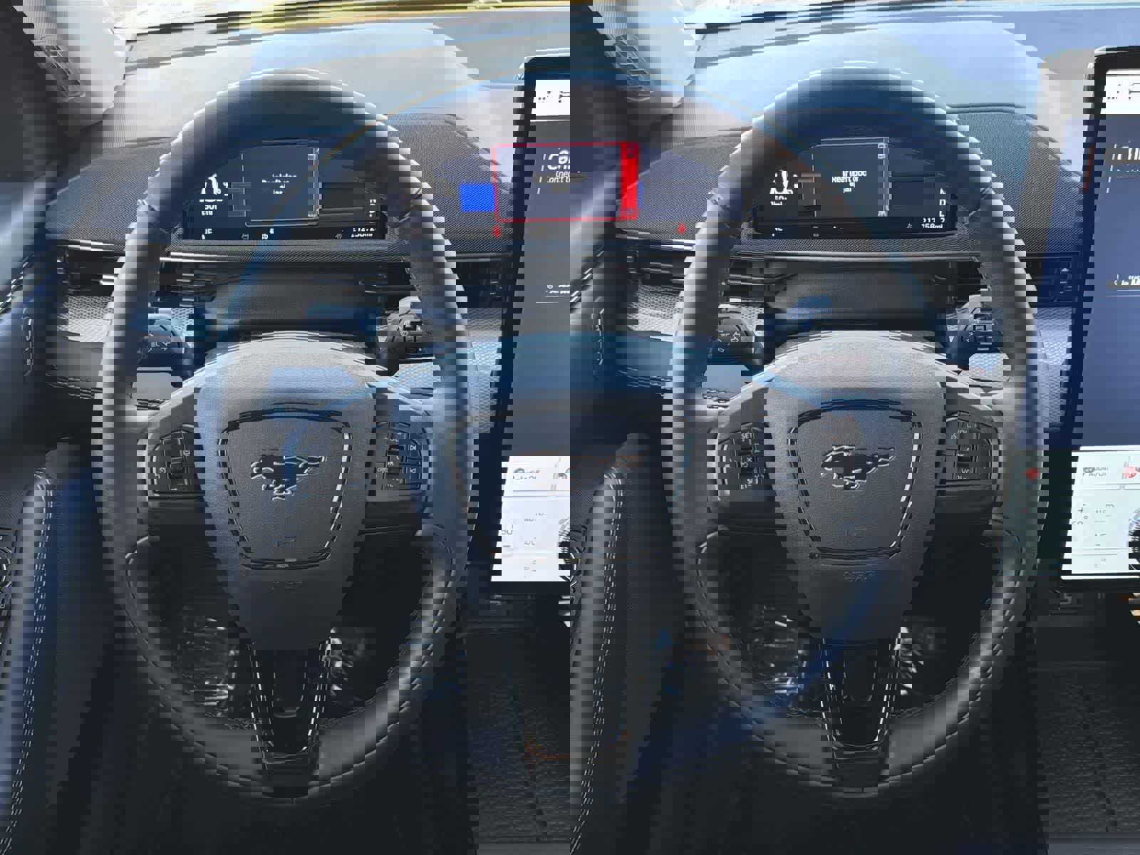 Used 2022 Ford Mustang Mach-E Select image 11