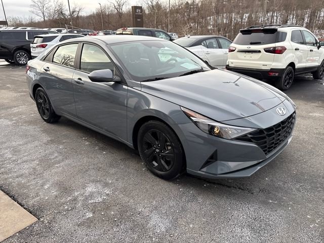 Used 2023 Hyundai Elantra SEL image 7