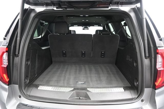 Used 2025 GMC Yukon XL Denali AWD/4WD image 14