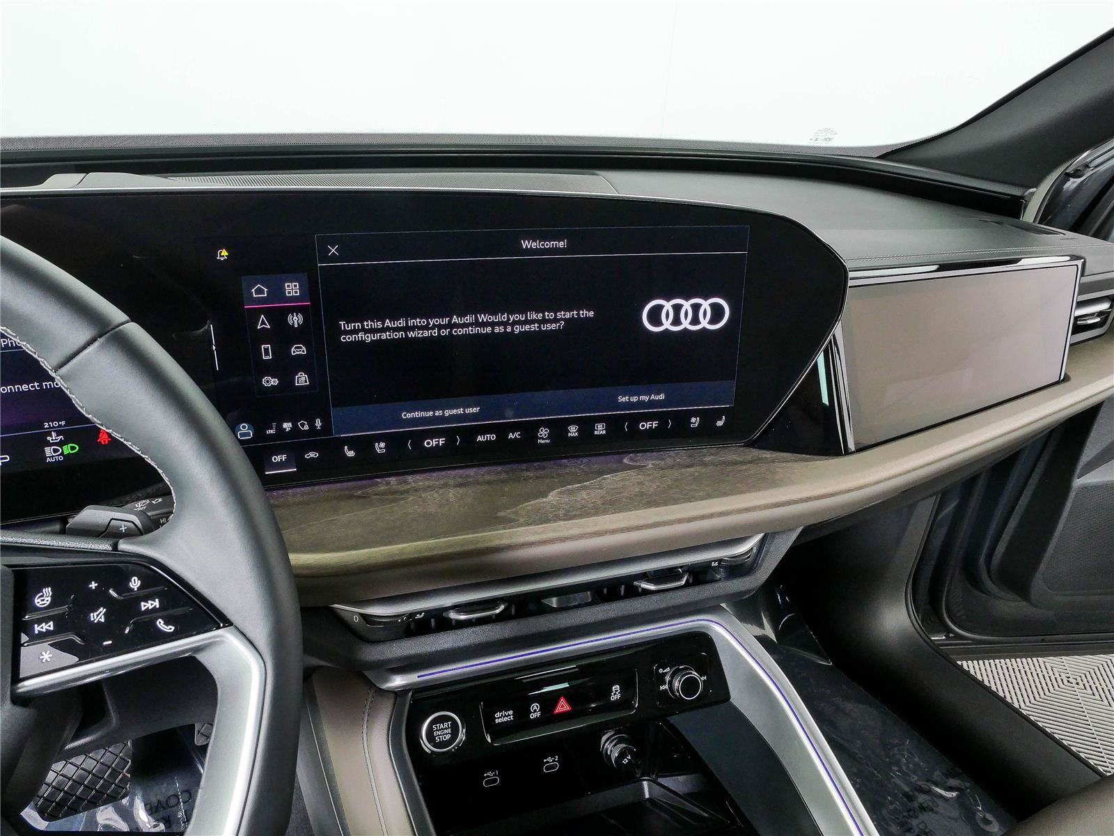 Used 2025 Audi Q5 Prestige AWD/4WD image 13