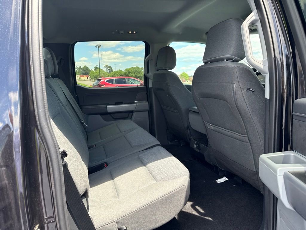 Used 2025 Ford F150 XLT w/ Equipment Group 301A Standard RWD image 10
