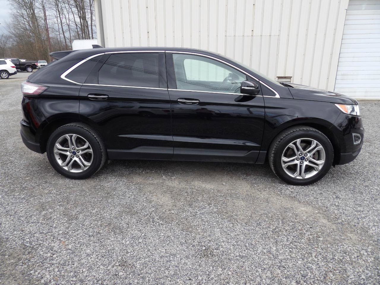 Used 2016 Ford Edge Titanium image 1