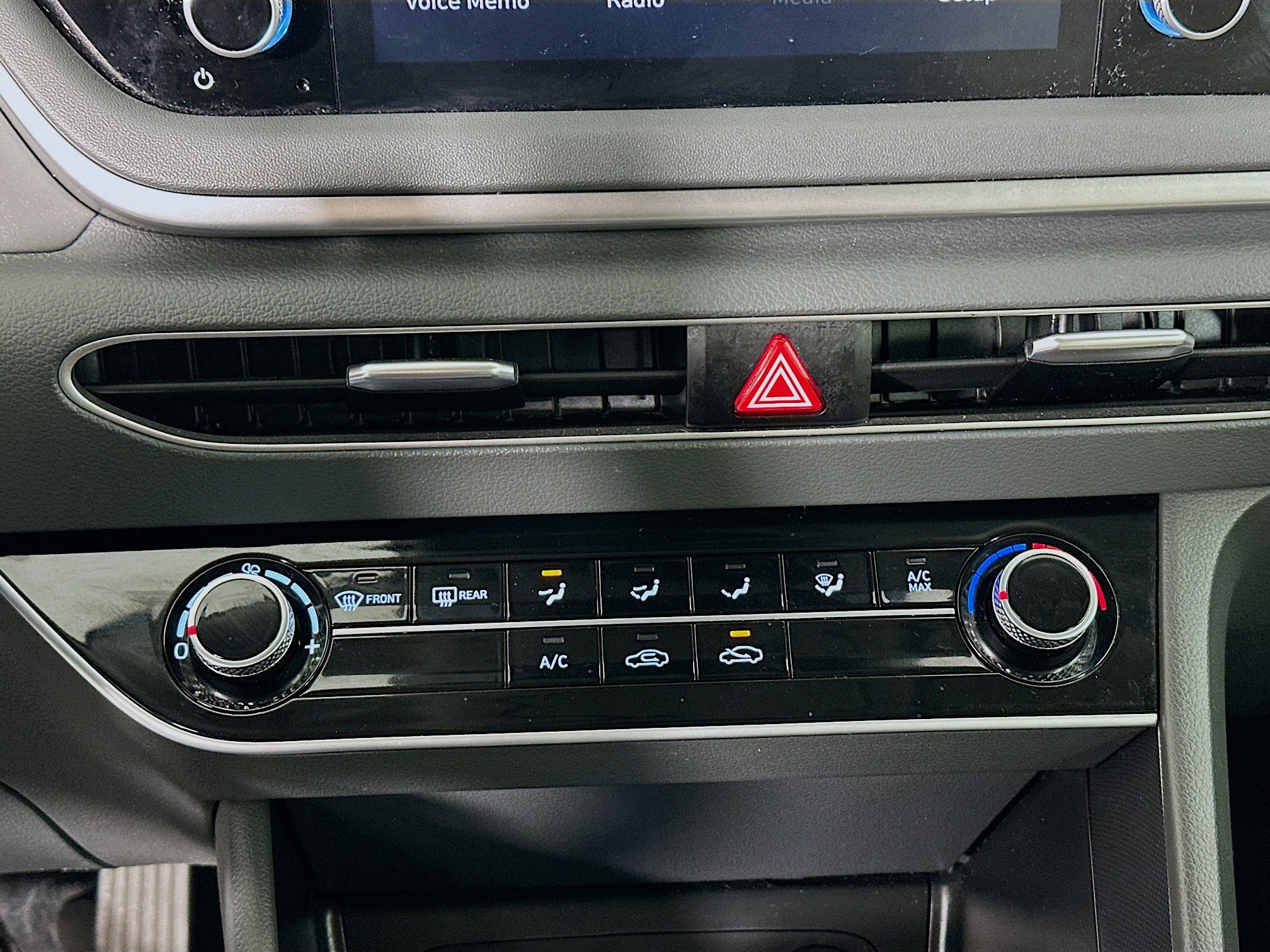 Used 2023 Hyundai Sonata SE w/ Cargo Package image 23