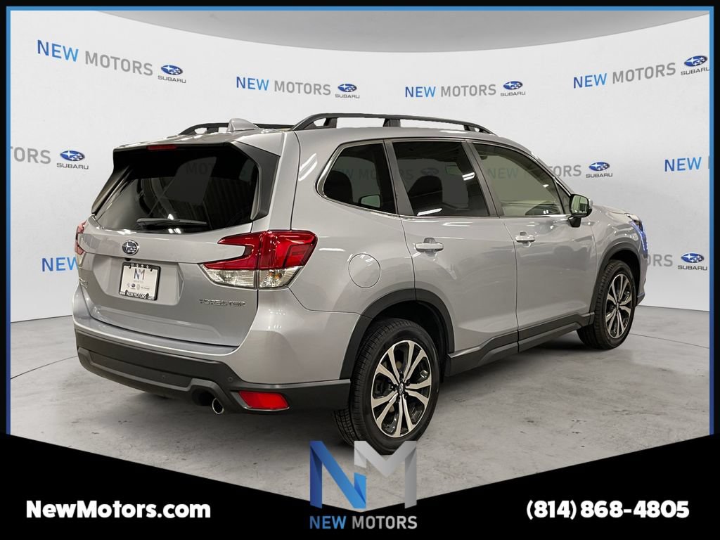 Used 2023 Subaru Forester Limited AWD/4WD image 5