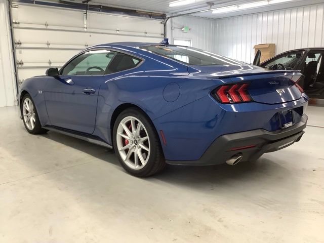 Used 2024 Ford Mustang GT Premium RWD image 4