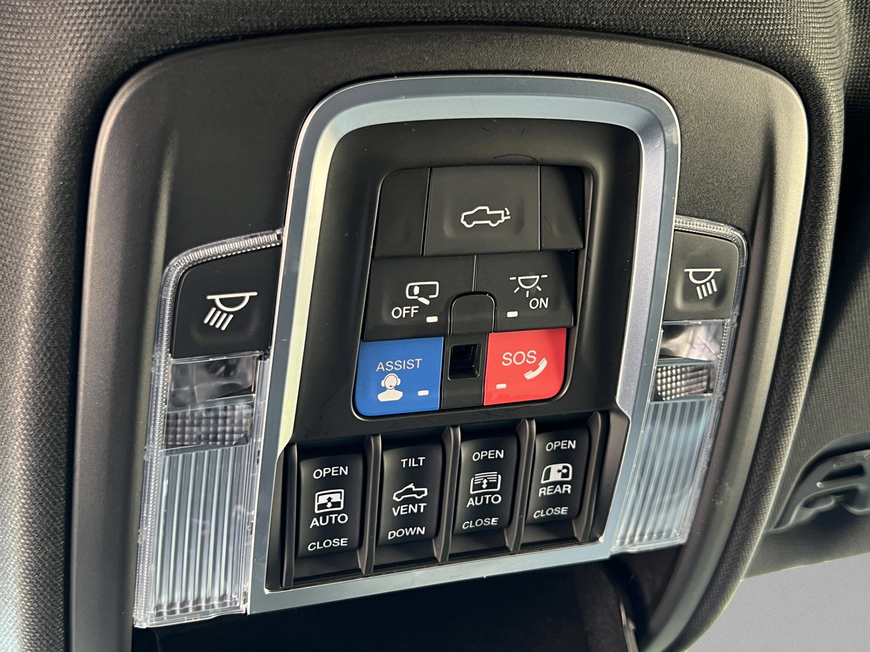 Used 2019 RAM 1500 Limited w/ Advanced Safety Group AWD/4WD image 24