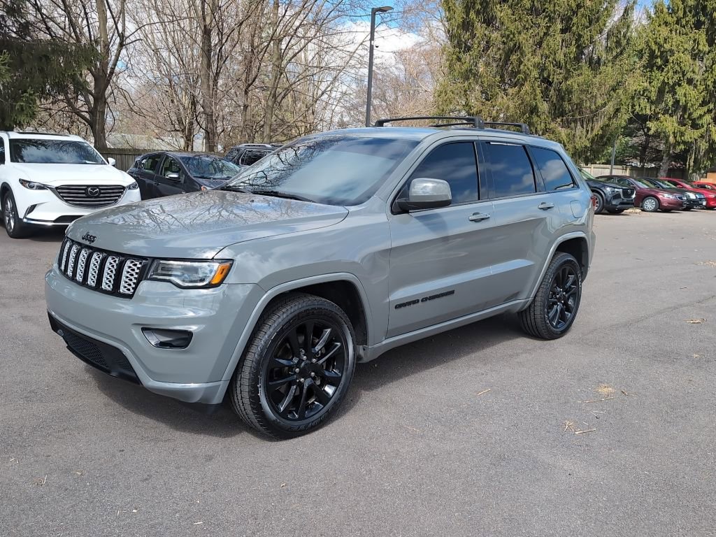 Used 2020 Jeep Grand Cherokee Altitude