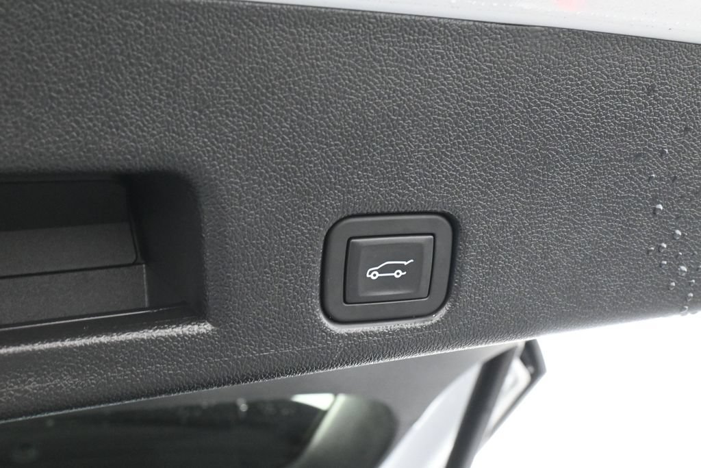Used 2026 Buick Enclave Preferred w/ LPO, Floor Liner Package FWD image 42