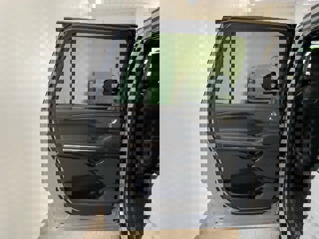 New 2025 Lincoln Navigator L Reserve w/ Jet Appearance Package image 12