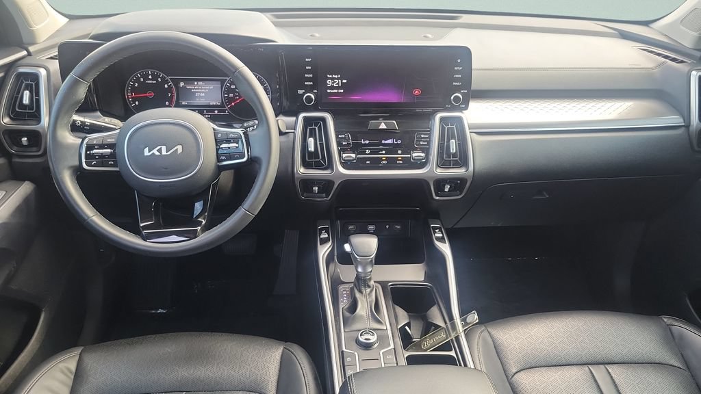 Used 2023 Kia Sorento S w/ Panoramic Sunroof Package FWD image 10