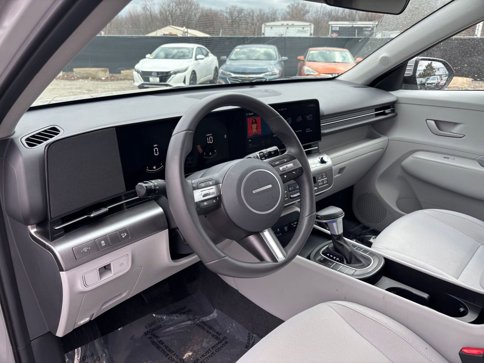 Used 2025 Hyundai Kona SEL image 36