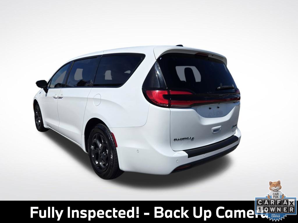 Used 2024 Chrysler Pacifica Limited FWD image 5