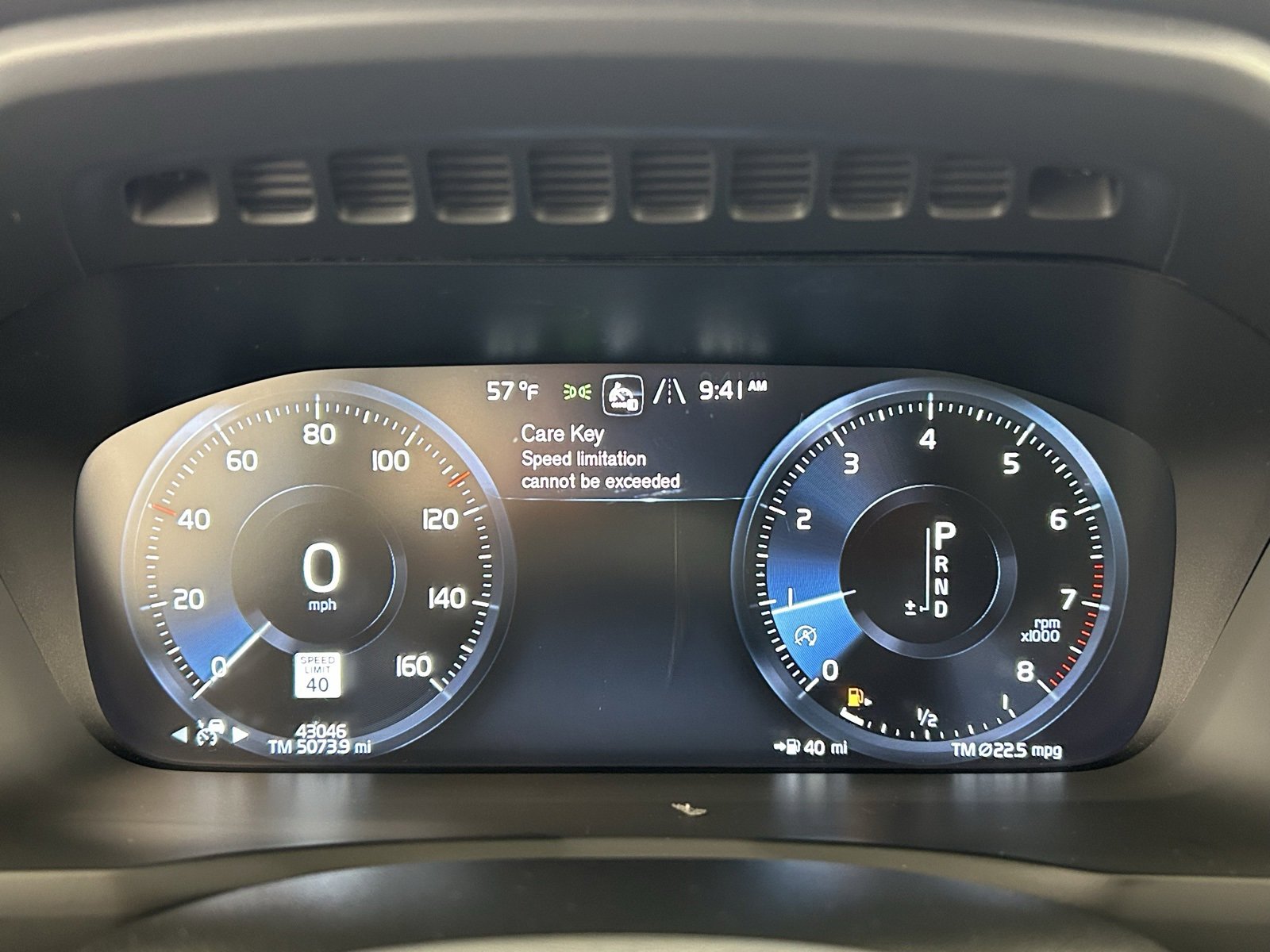 Used 2021 Volvo XC90 T5 Momentum w/ Climate Package image 14