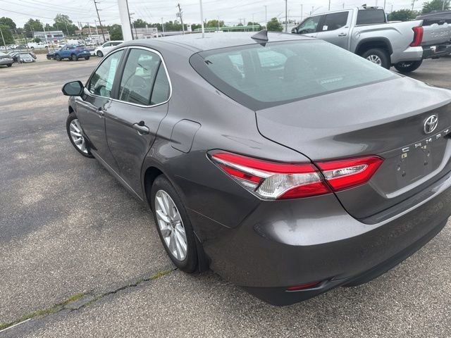Used 2020 Toyota Camry LE FWD image 19
