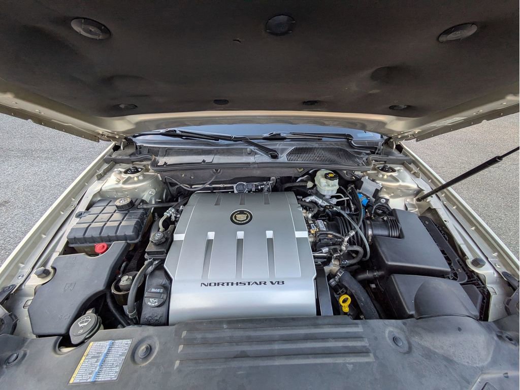 Used 2008 Cadillac DTS w/1SA image 25