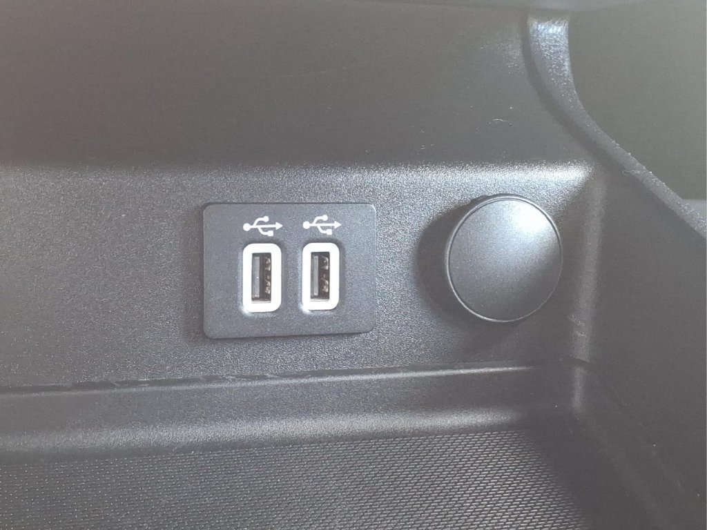 Certified 2020 Ford Fusion SE FWD image 20
