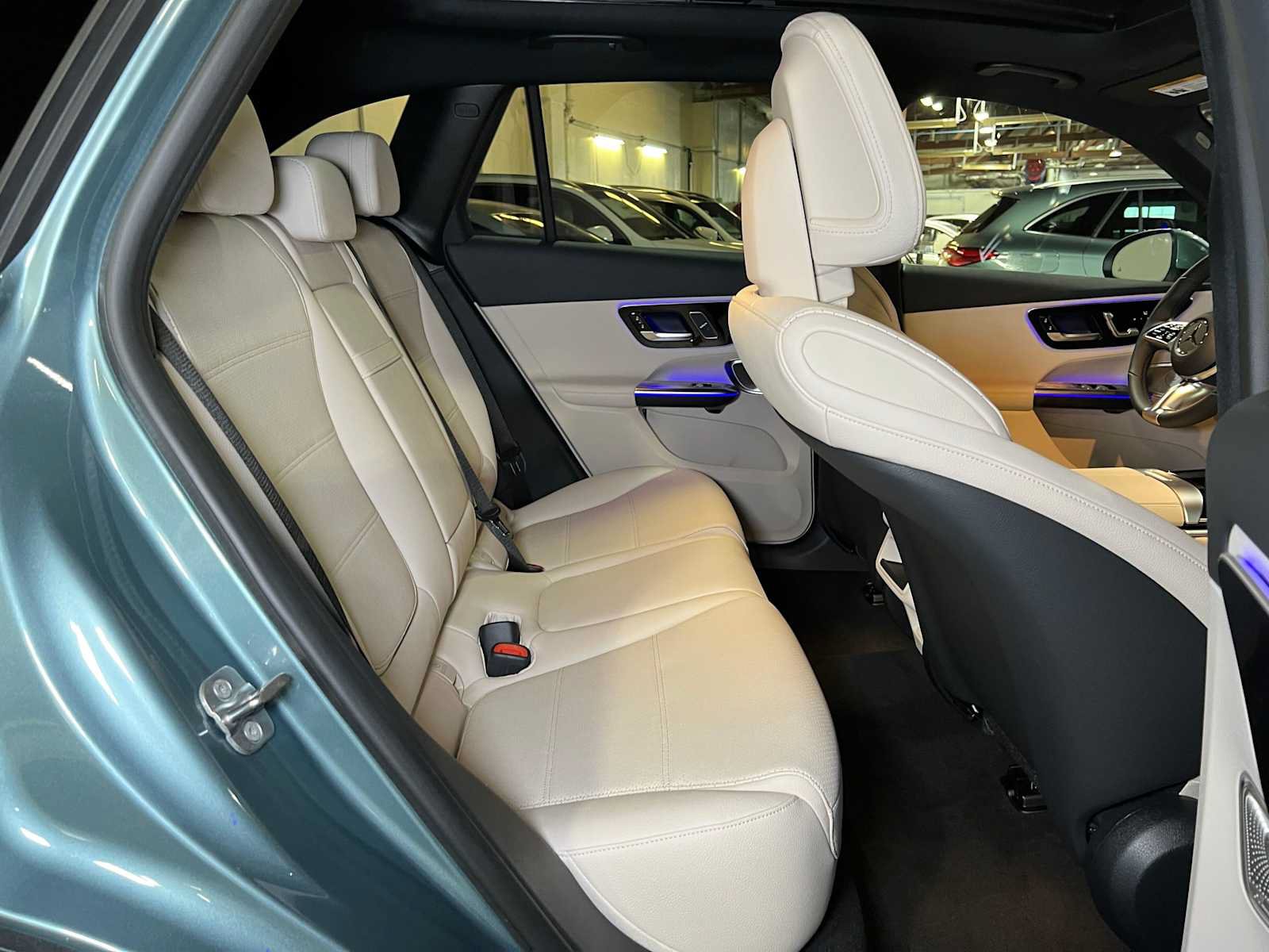 New 2027 Mercedes-Benz GLC 300 4MATIC image 13