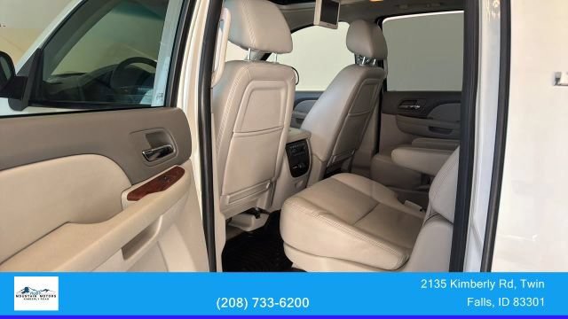 Used 2014 Chevrolet Suburban LTZ AWD/4WD image 26