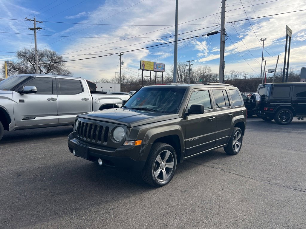 Used 2016 Jeep Patriot 4WD image 9