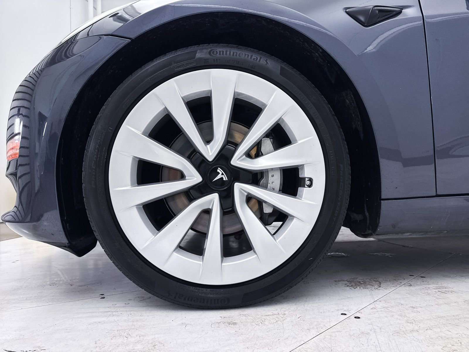 Used 2023 Tesla Model 3 Standard Range RWD image 15