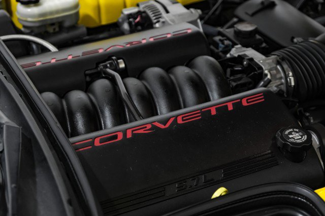 Used 2000 Chevrolet Corvette Convertible w/ Memory Pkg image 43