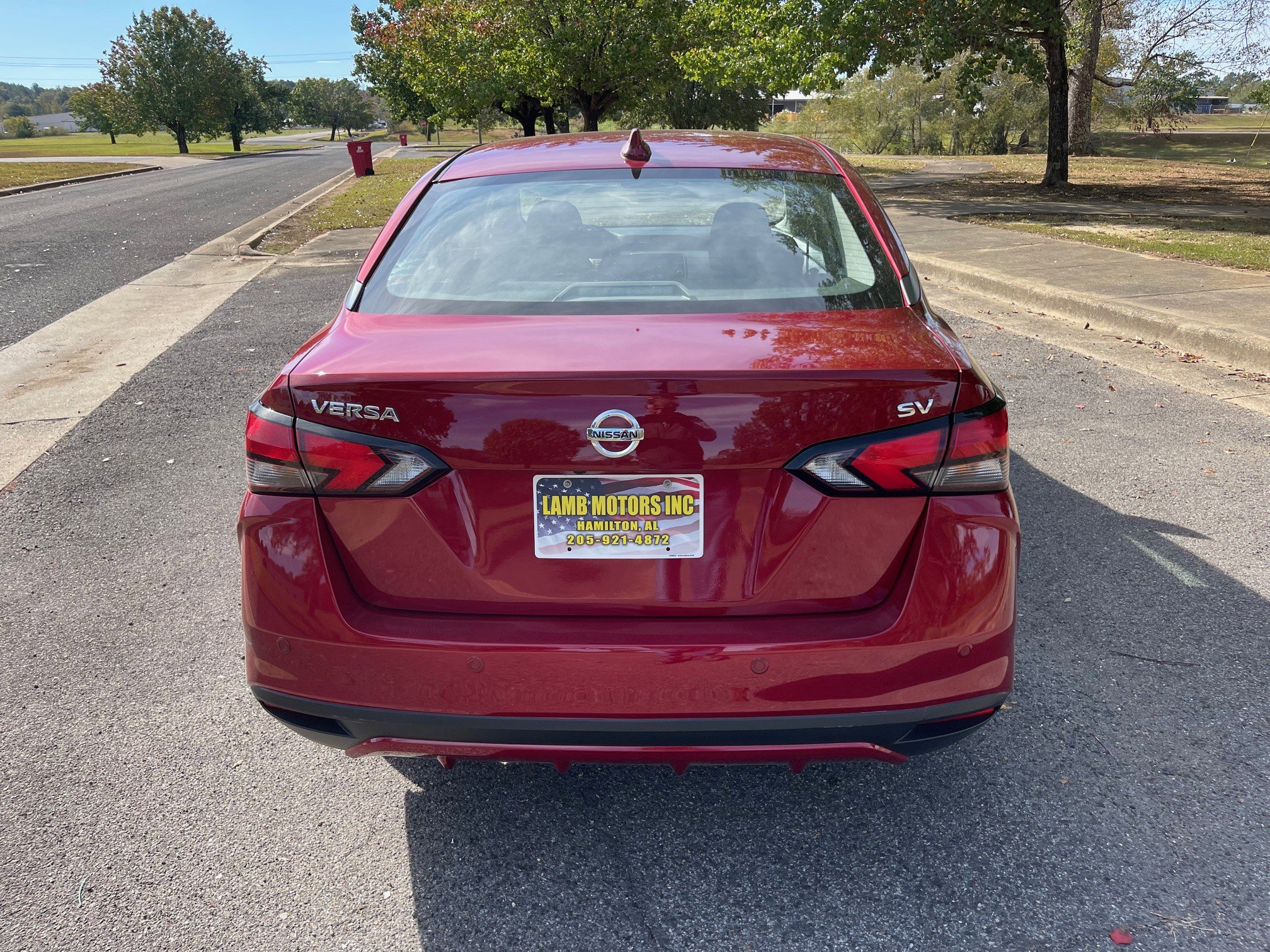 Used 2022 Nissan Versa SV image 4