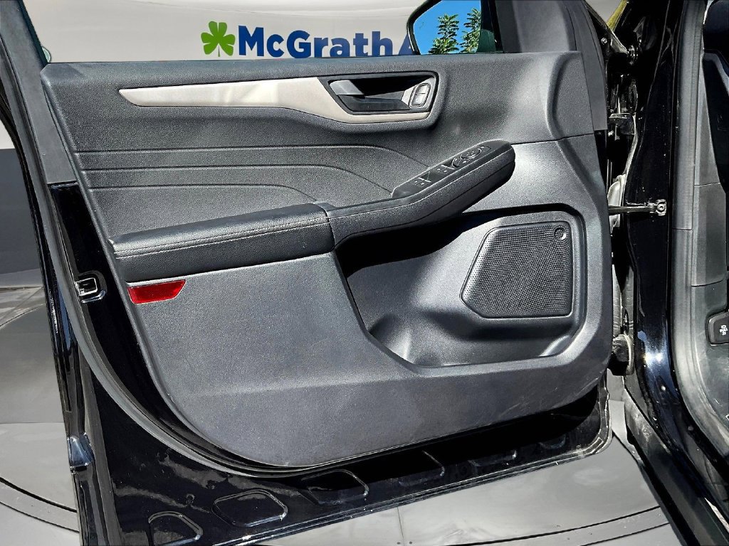 Used 2022 Ford Escape SE FWD image 21