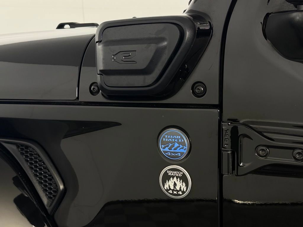 Used 2024 Jeep Wrangler High Altitude AWD/4WD image 14