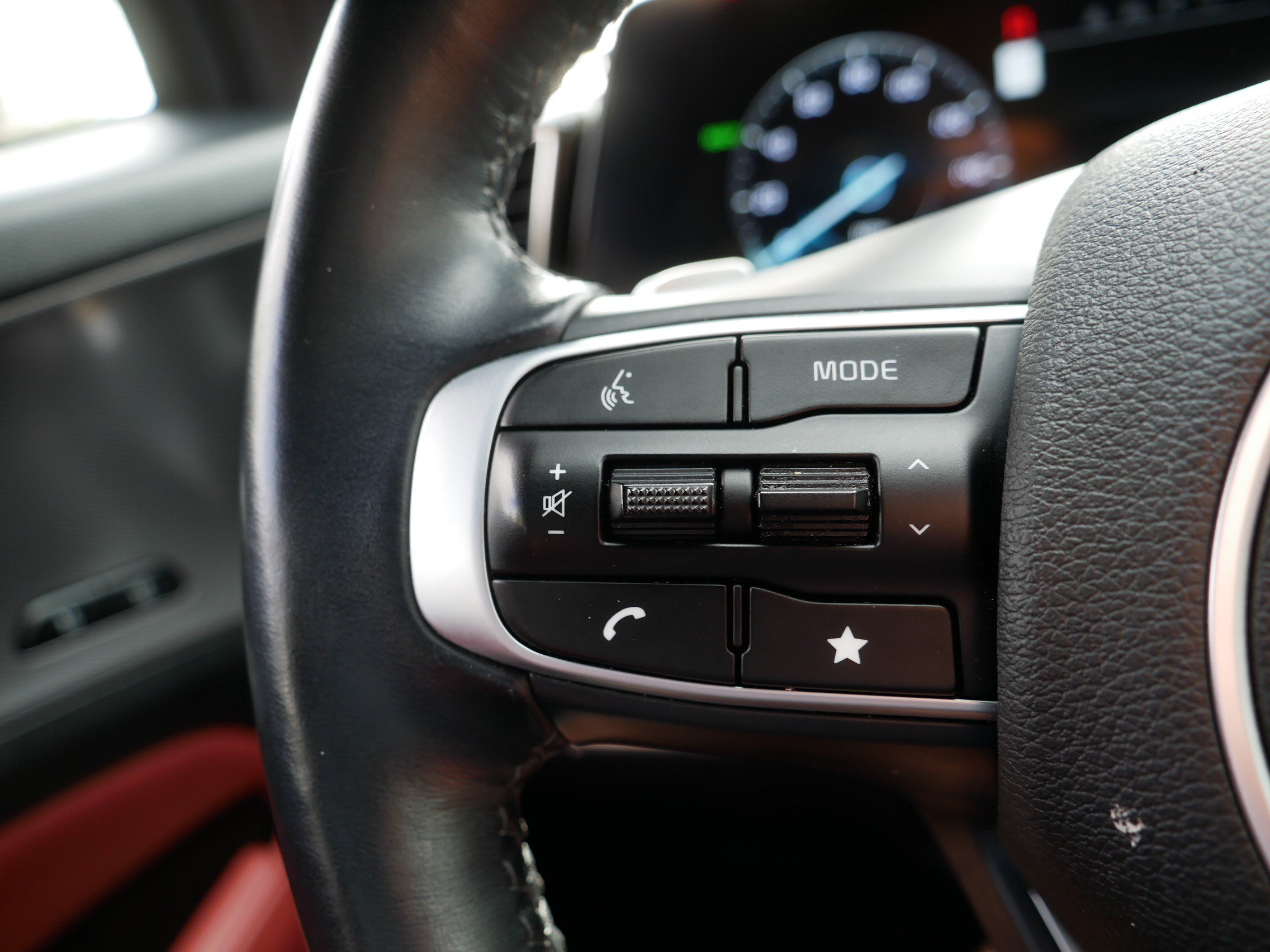 Certified 2023 Kia Sportage SX Prestige AWD/4WD image 28