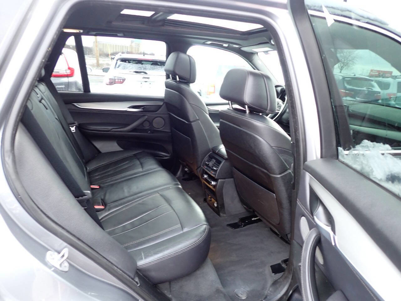 Used 2018 BMW X5 xDrive50i image 11