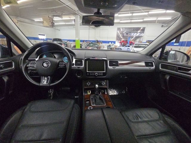Used 2012 Volkswagen Touareg VR6 AWD/4WD image 29