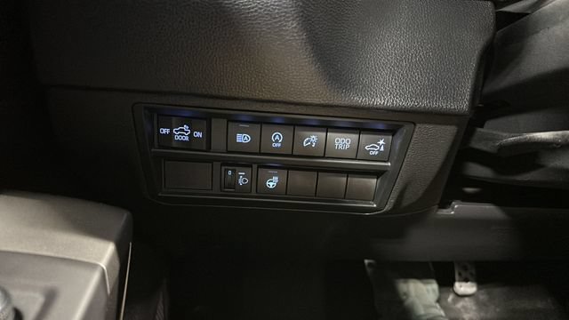 Used 2022 Toyota Tundra SR5 AWD/4WD image 14