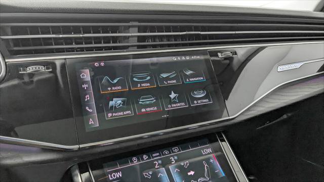 Used 2022 Audi Q8 Premium Plus image 24