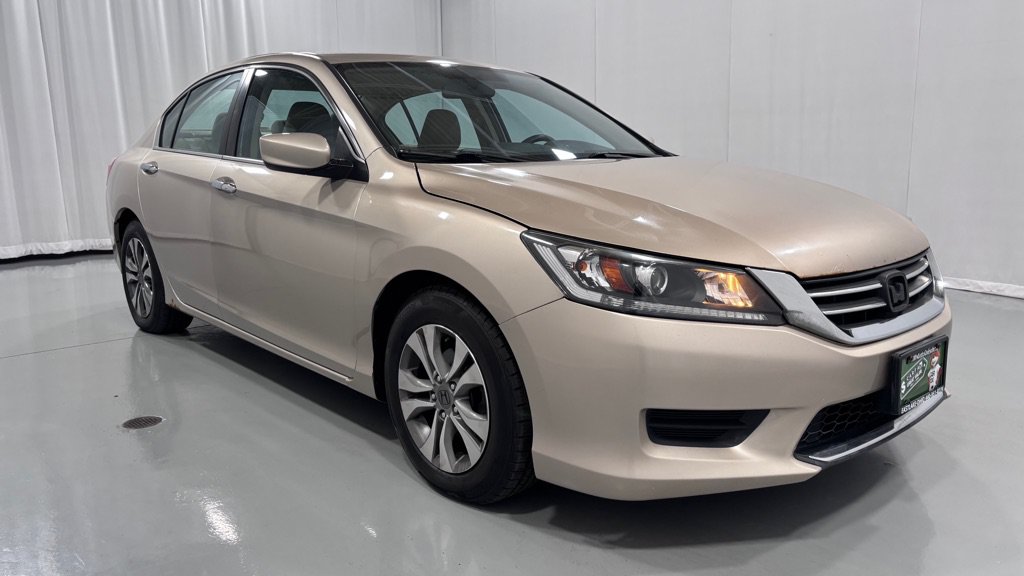 Used 2015 Honda Accord LX image 2