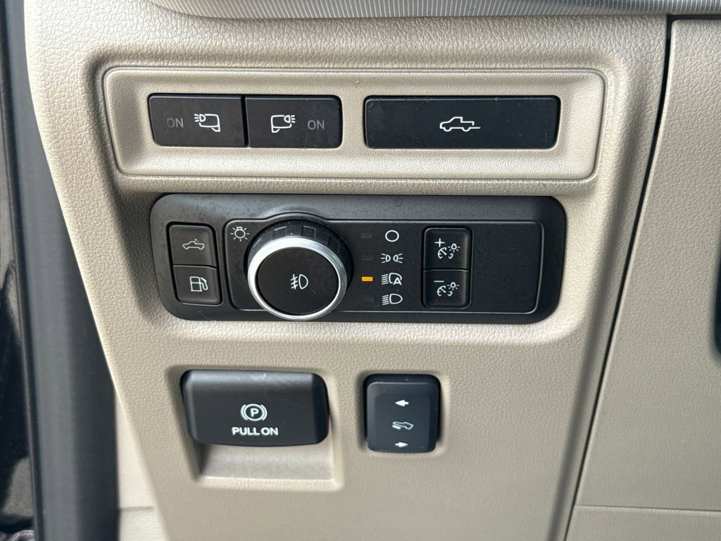 Used 2024 Ford F150 Platinum w/ Equipment Group 703A Plus AWD/4WD image 15