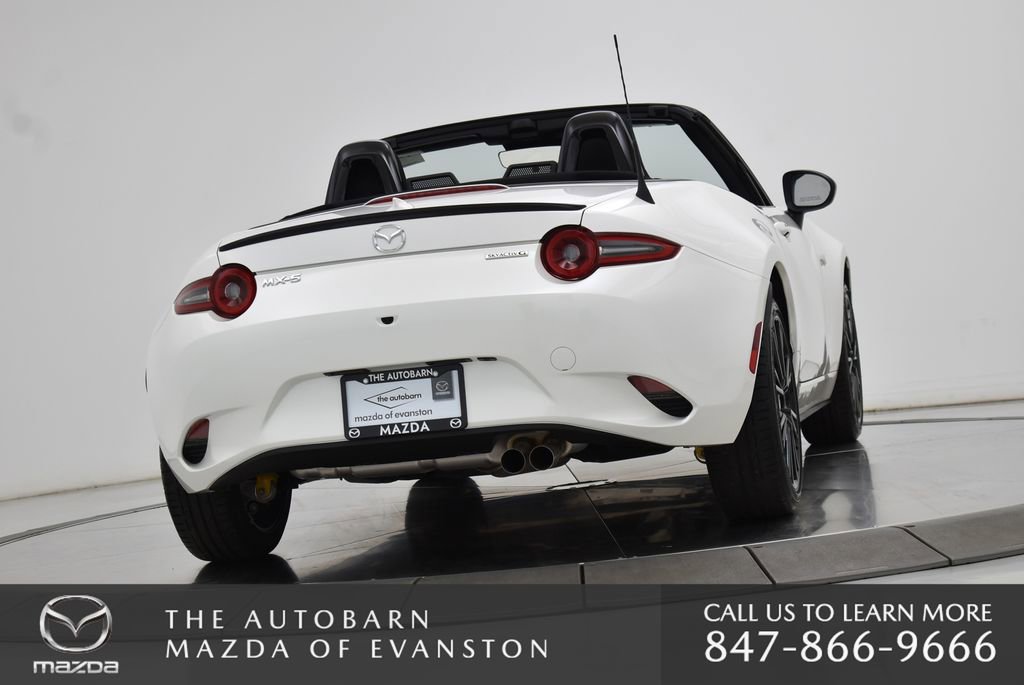 Certified 2025 MAZDA MX-5 Miata Club image 23