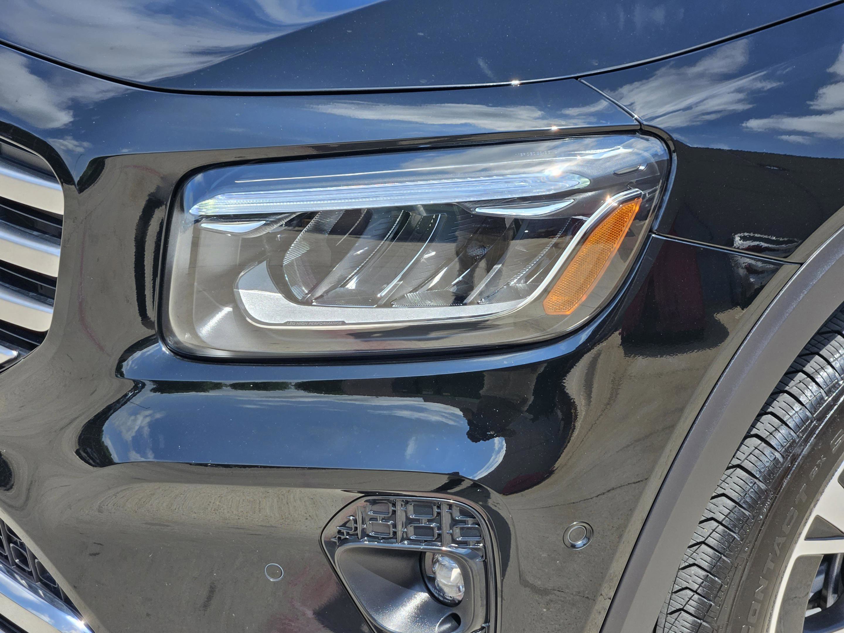 Certified 2025 Mercedes-Benz GLB 250 image 28
