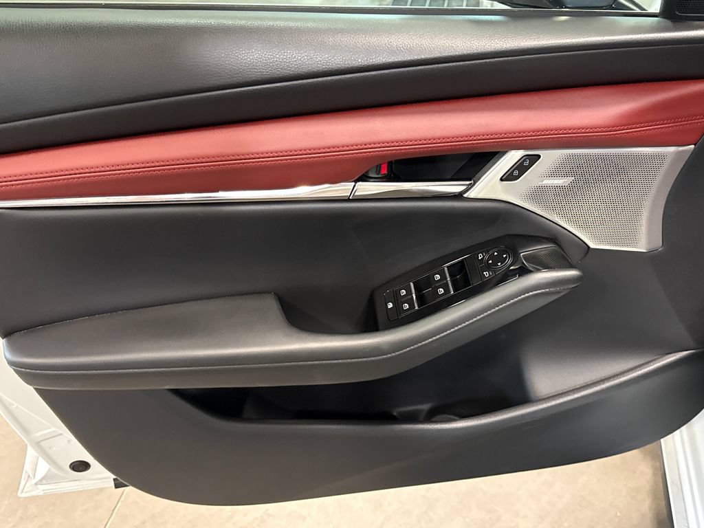 Certified 2026 MAZDA MAZDA3 2.5 S Hatchback w/ Premium Pkg FWD image 7