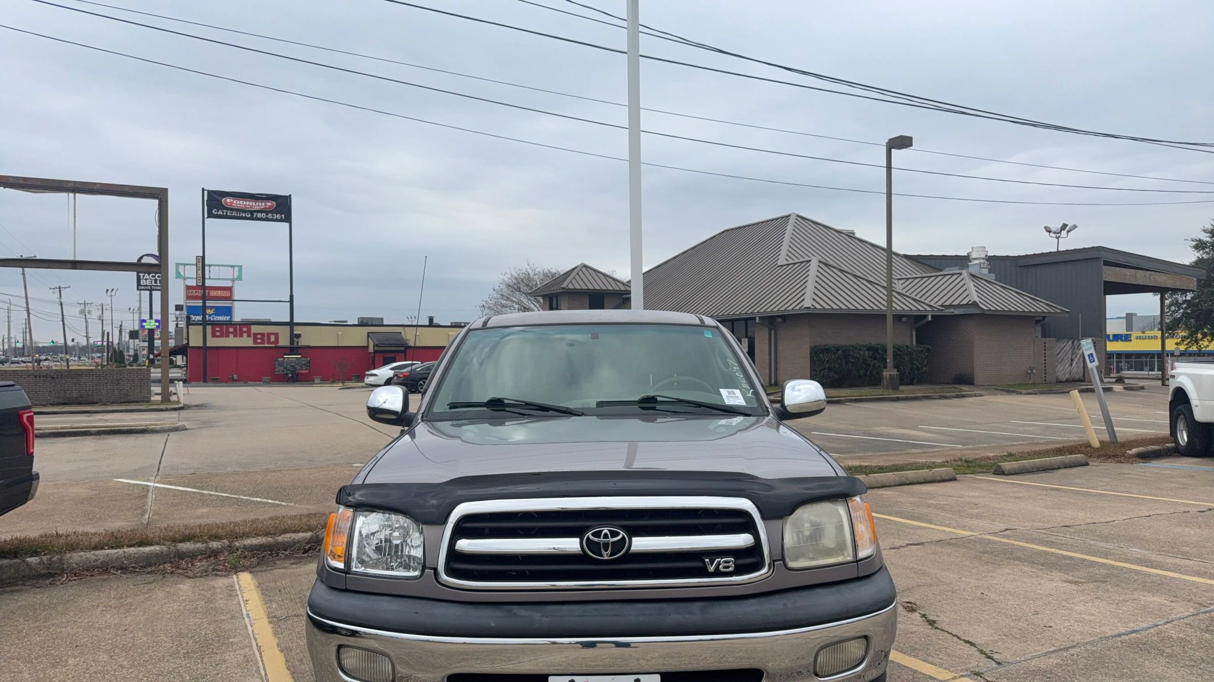 Used 2000 Toyota Tundra SR5 image 2
