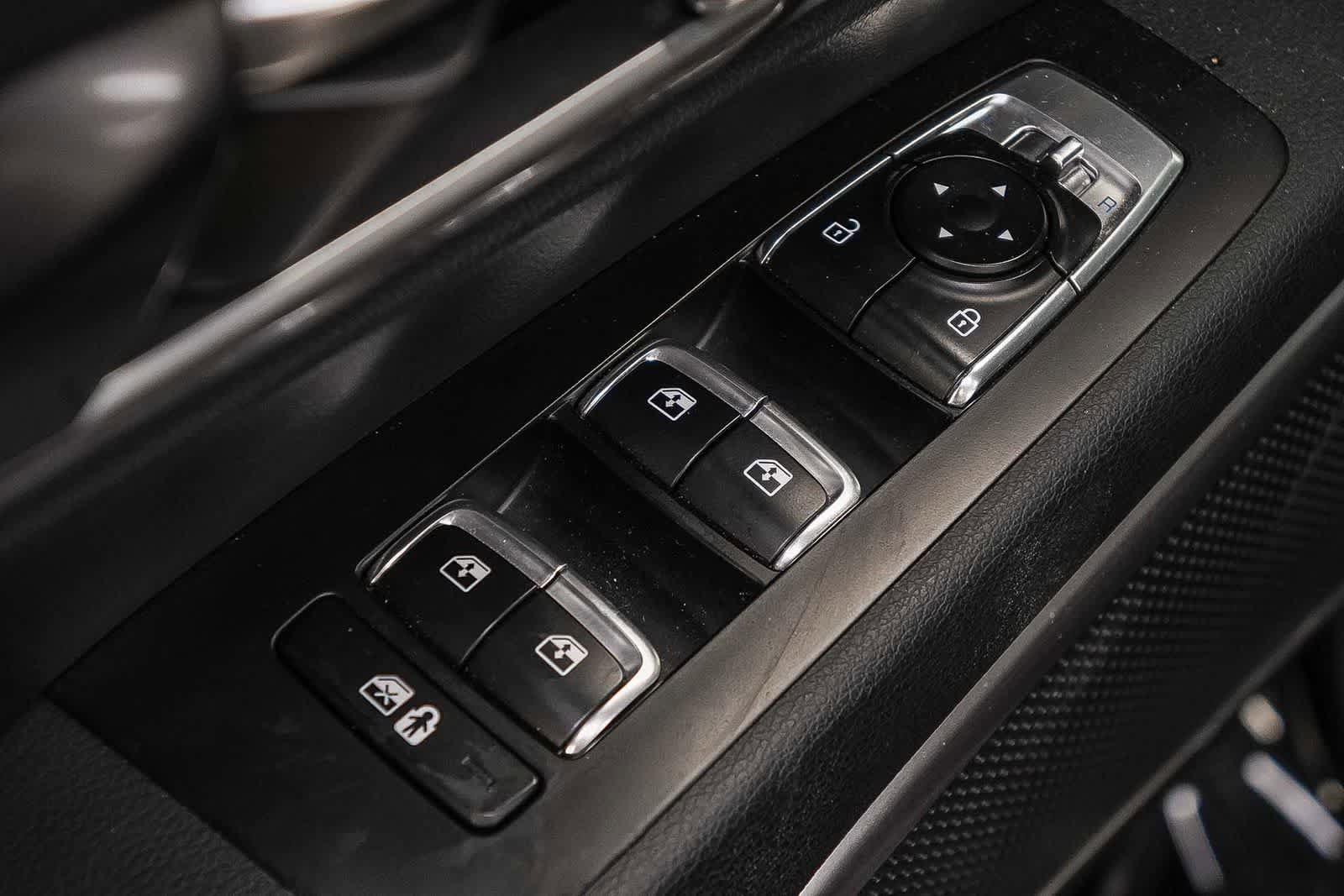 Used 2024 Kia Telluride LX FWD image 23