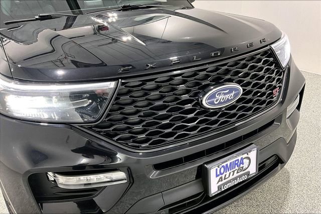 Used 2021 Ford Explorer ST w/ ST Street Pack image 35