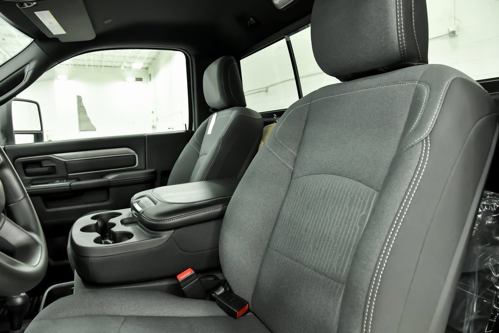 Used 2023 RAM 3500 Tradesman image 19